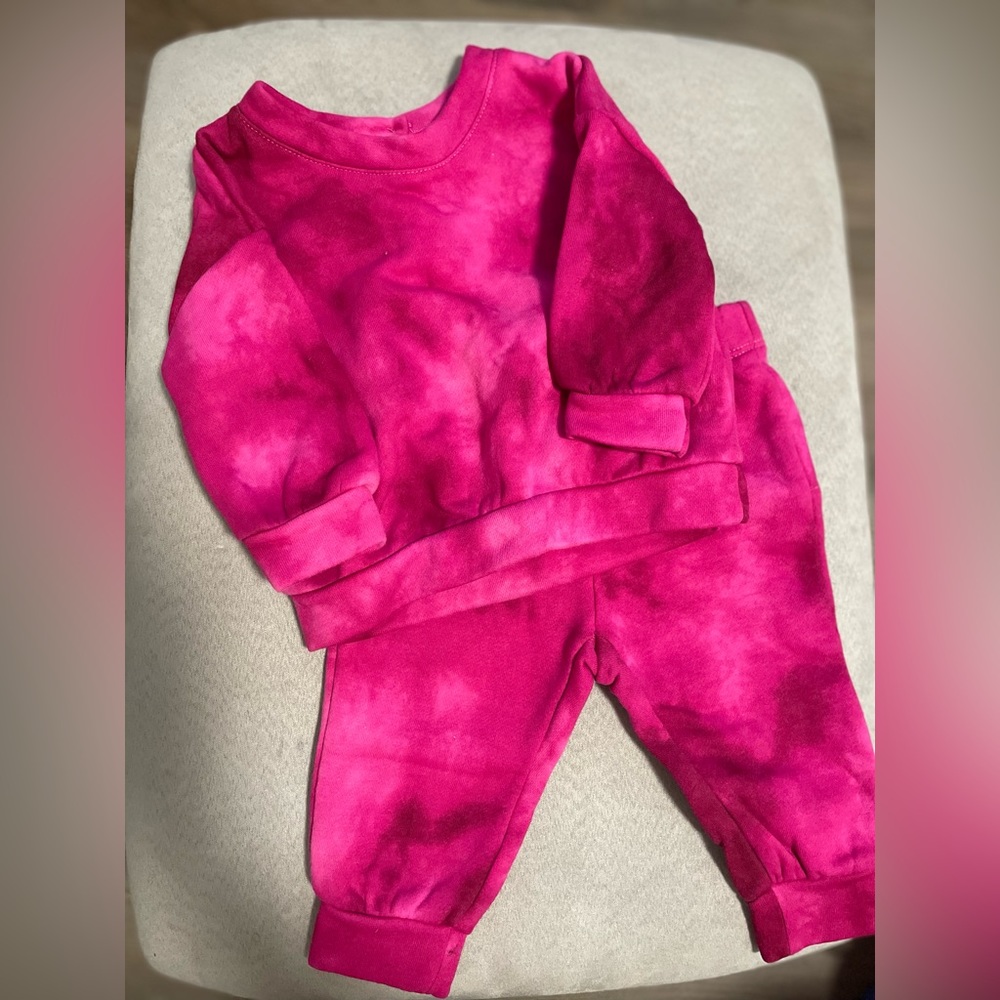 Baby Gap - 3-6 Months toe-dye pink two piece sweatsuit